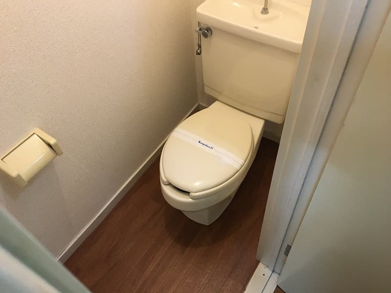 Room image 8