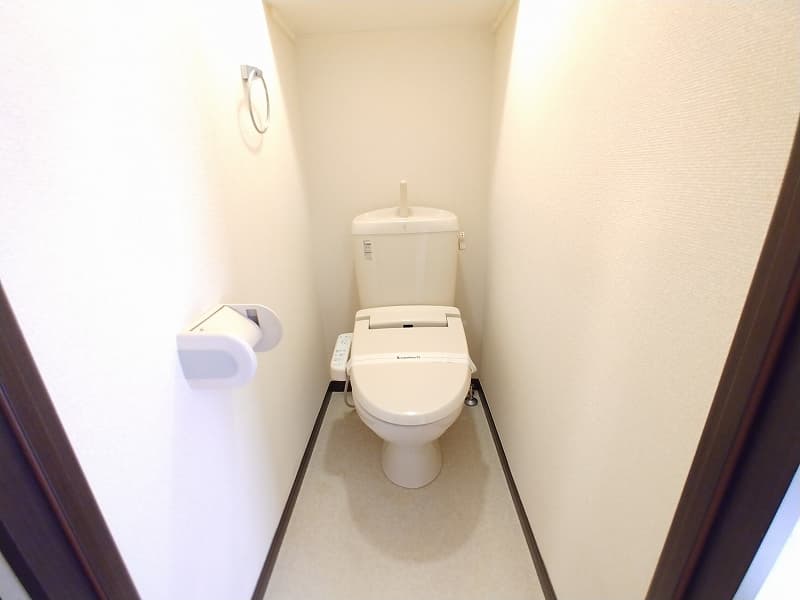 Room image 9