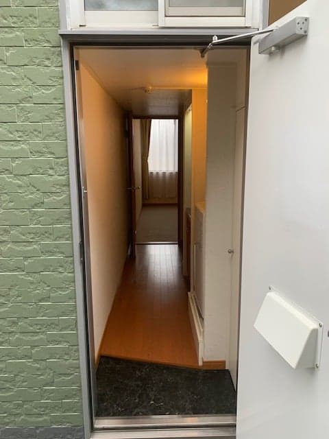 Room image 15