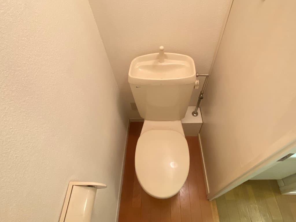 Room image 9