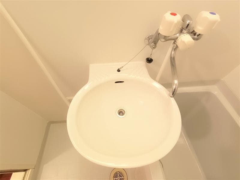 Room image 12