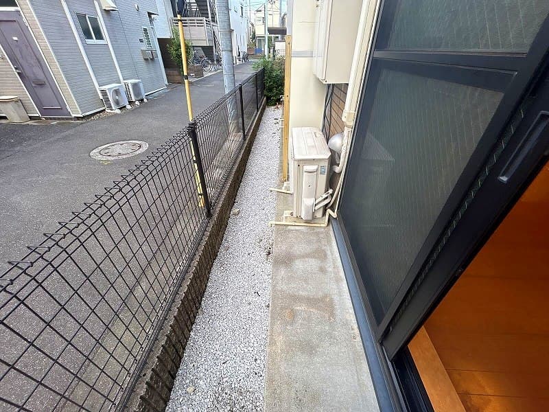 Room image 11