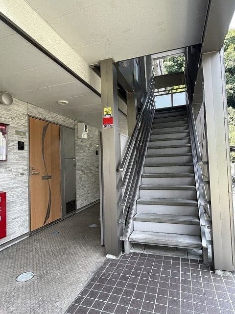 Room image 13