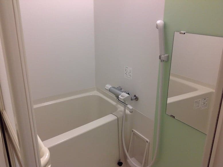 Room image 8