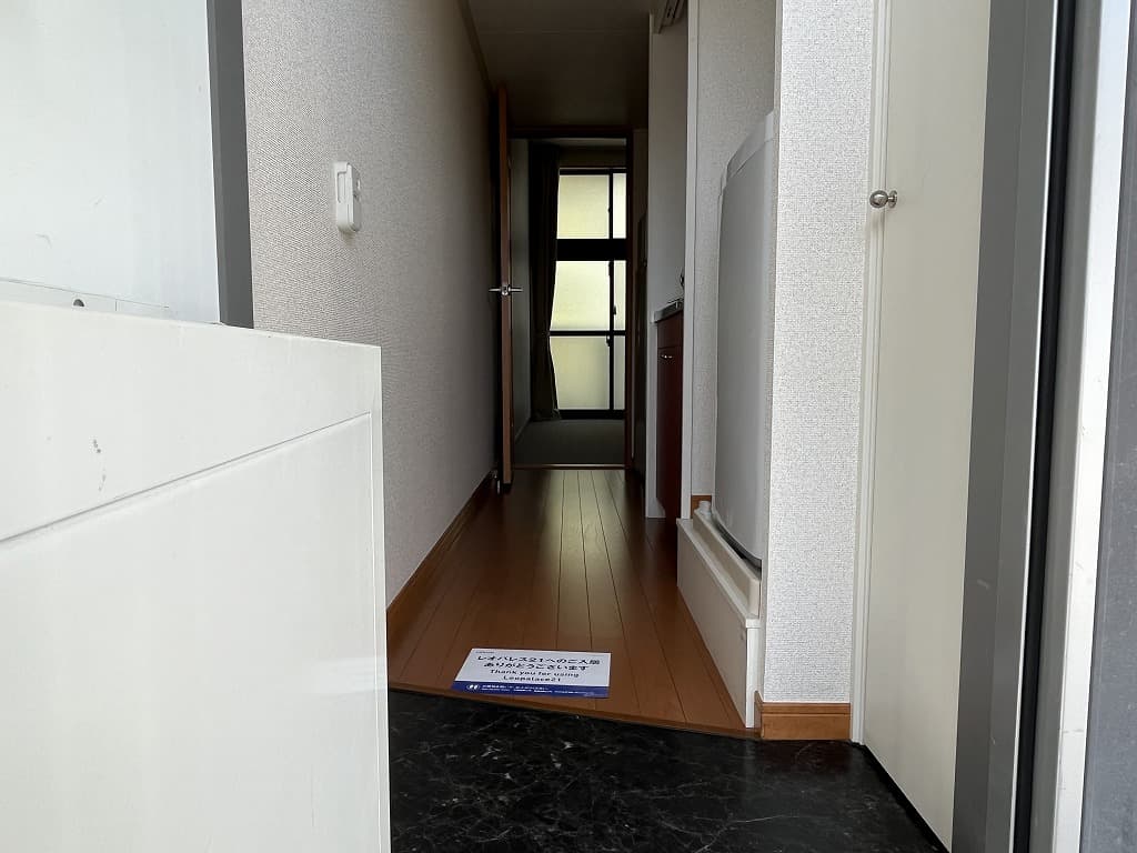Room image 11