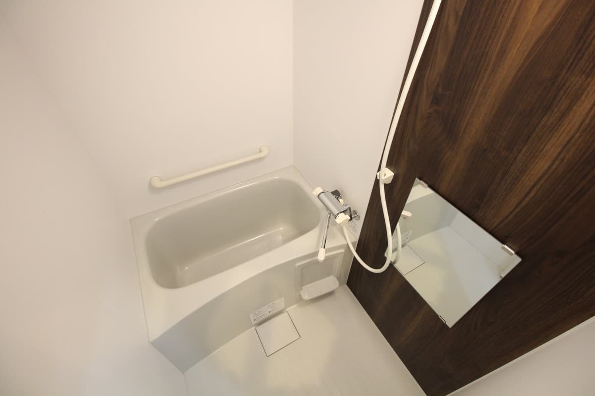Room image 12