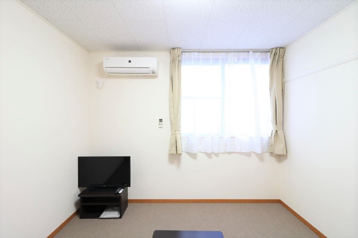 Room image 11