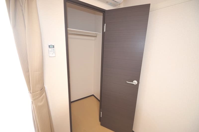 Room image 13