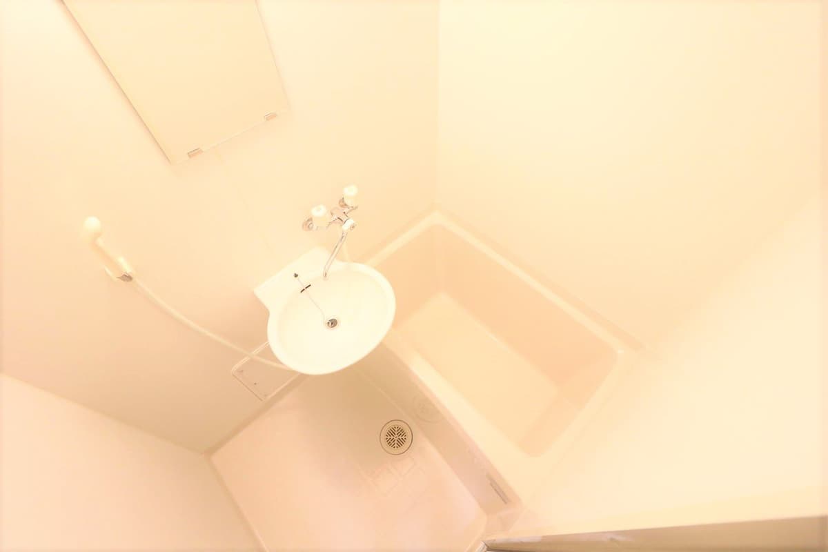 Room image 14