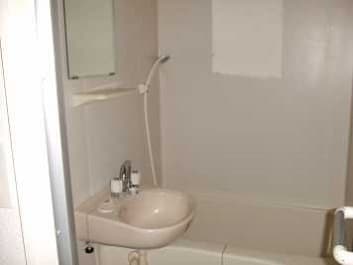 Room image 12