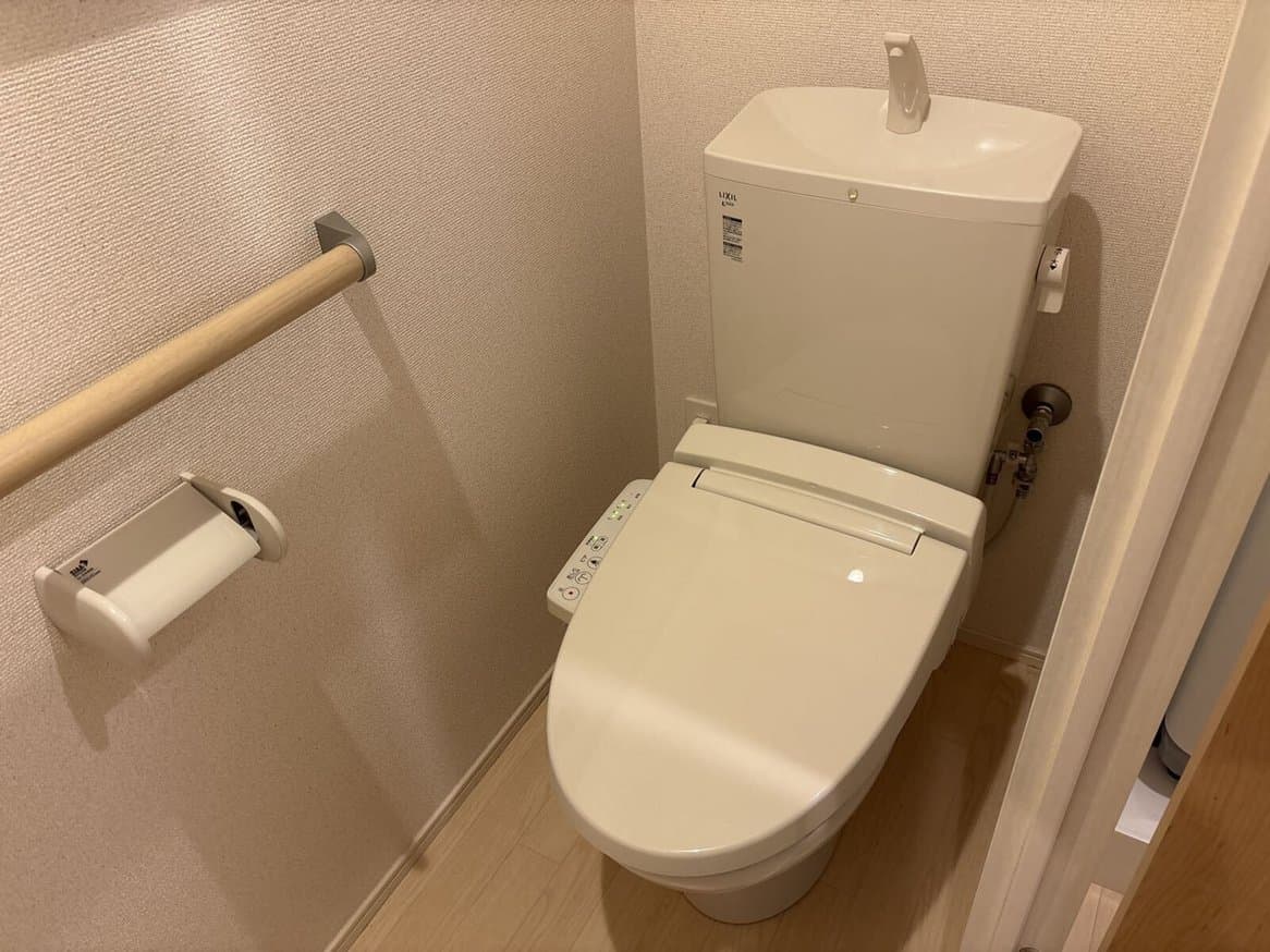 Room image 9