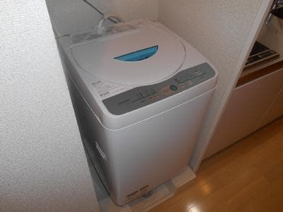 Room image 8