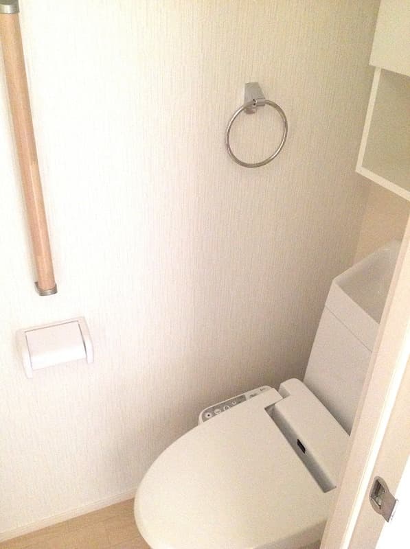 Room image 8