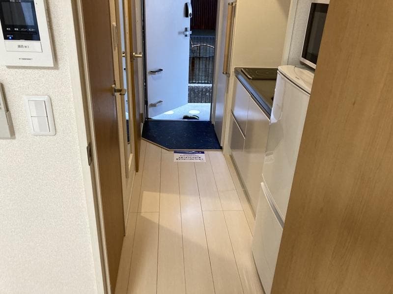 Room image 12