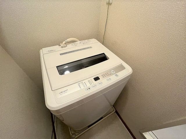 Room image 12