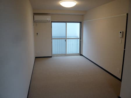 Preview interior of LEONEXT Olive A