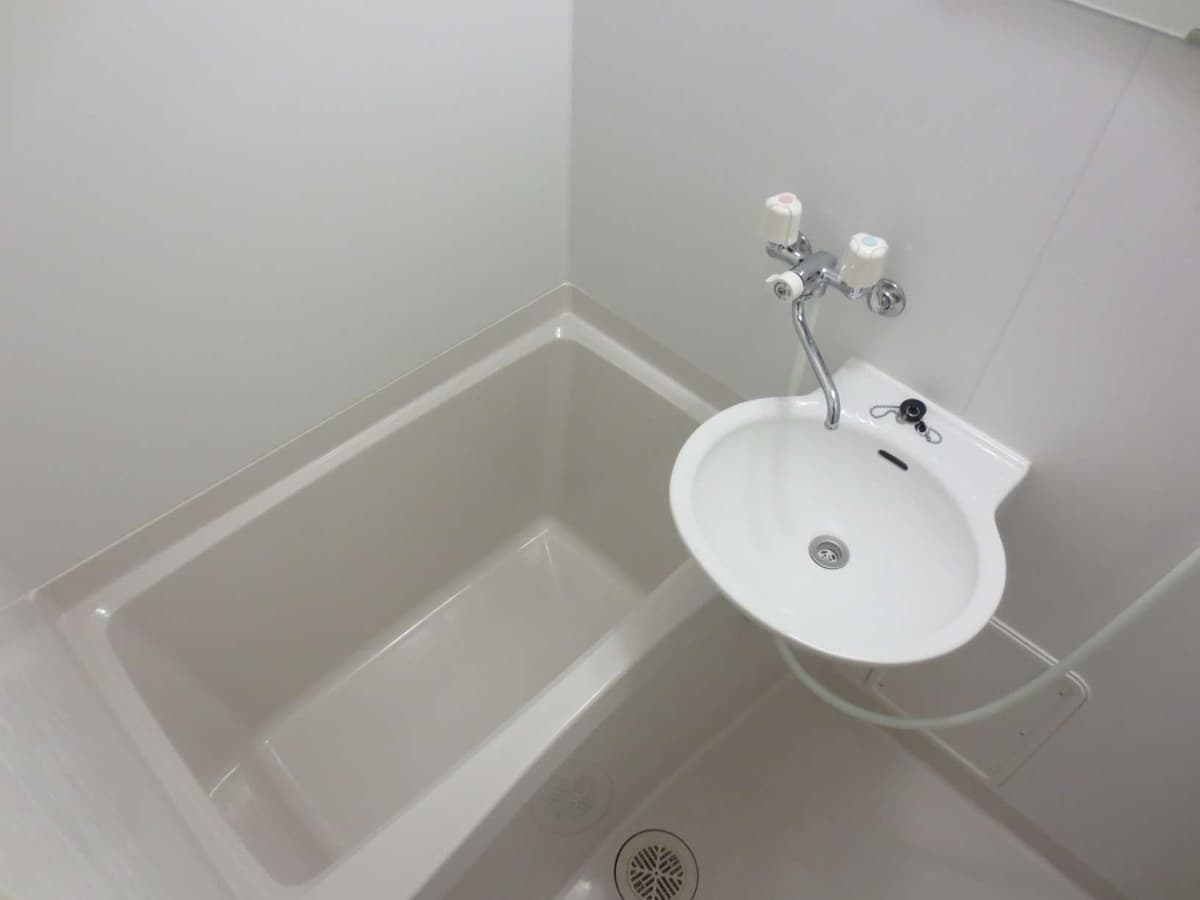 Room image 13