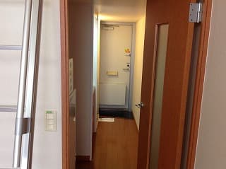 Room image 10