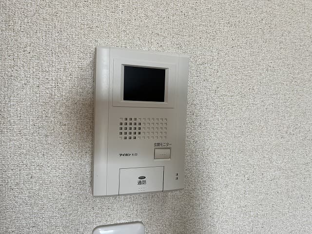 Room image 16