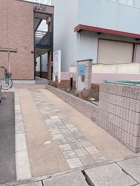 Room image 12