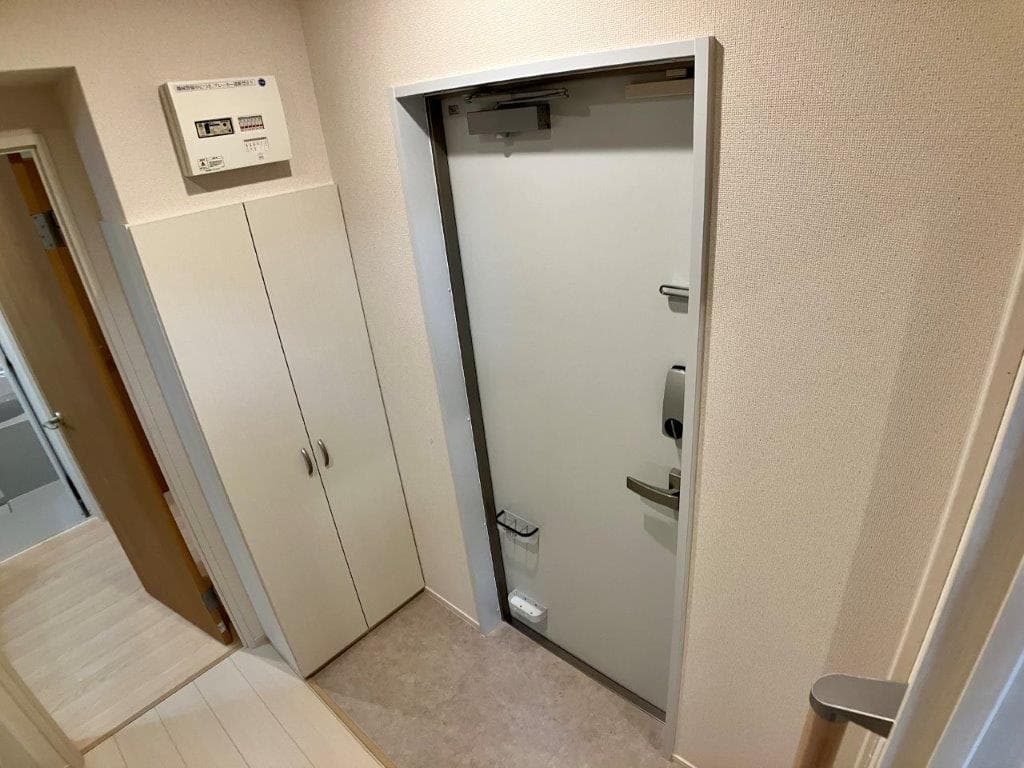 Room image 11
