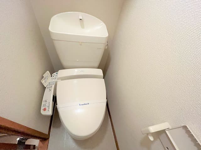 Room image 9