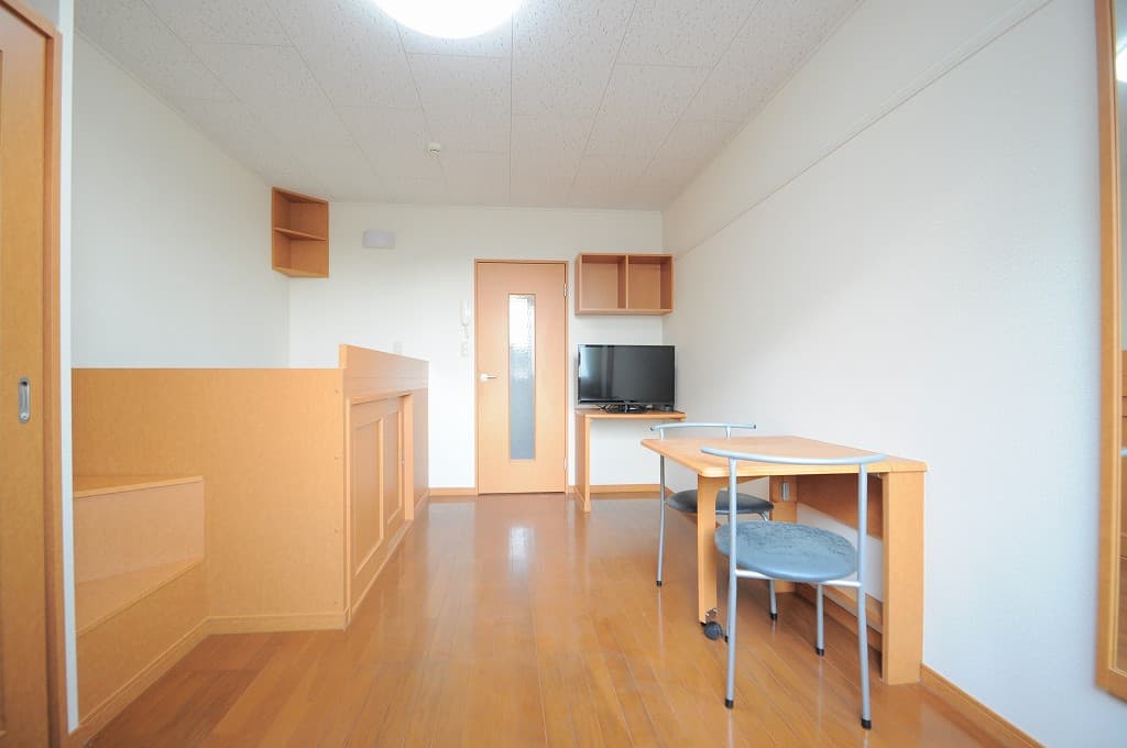 Room image 13