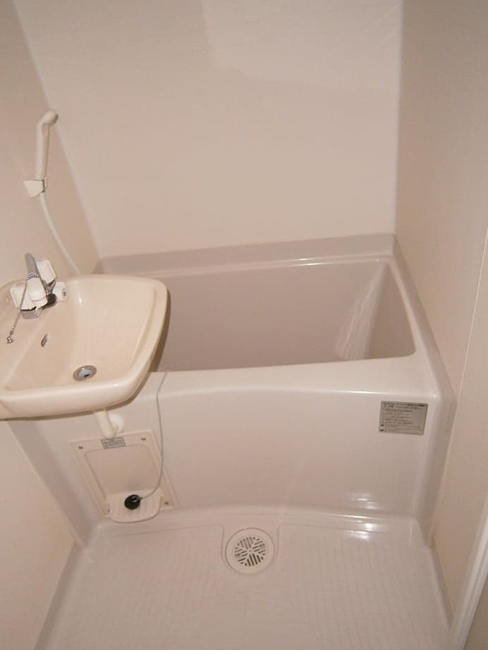 Room image 10