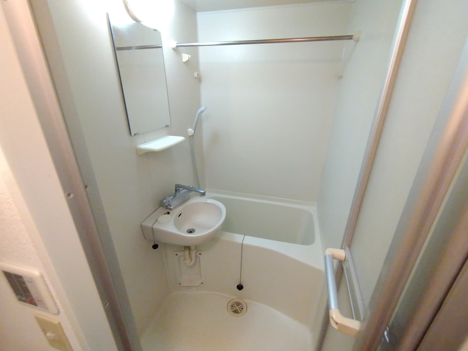 Room image 9