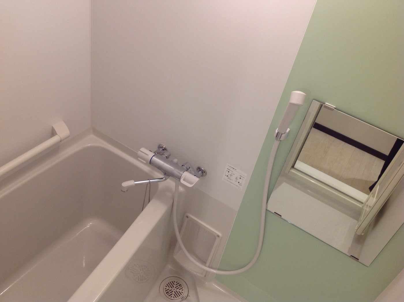 Room image 12