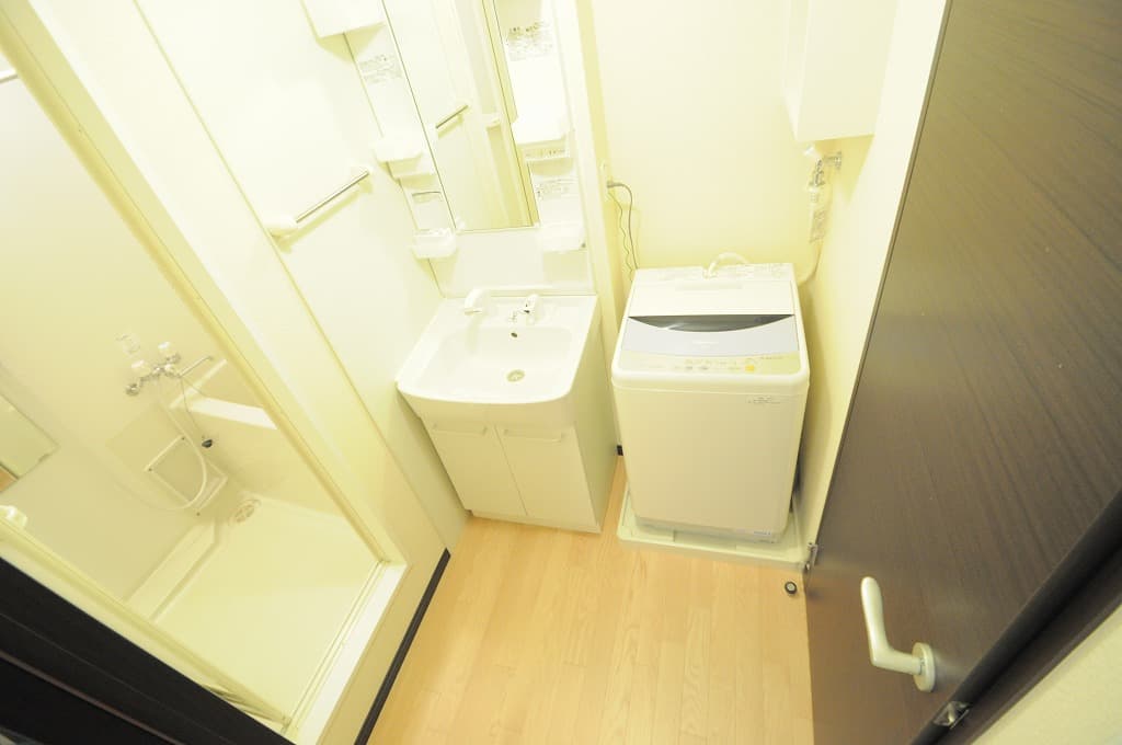 Room image 13