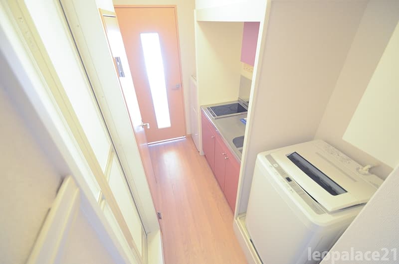 Room image 12
