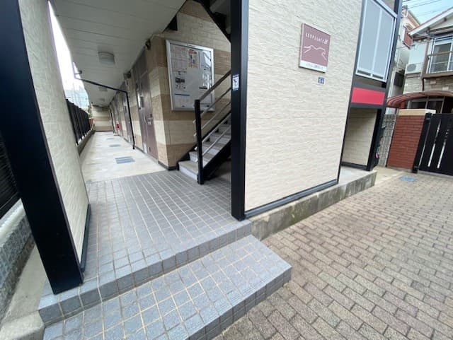 Room image 10
