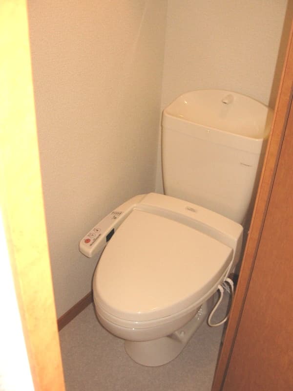 Room image 13