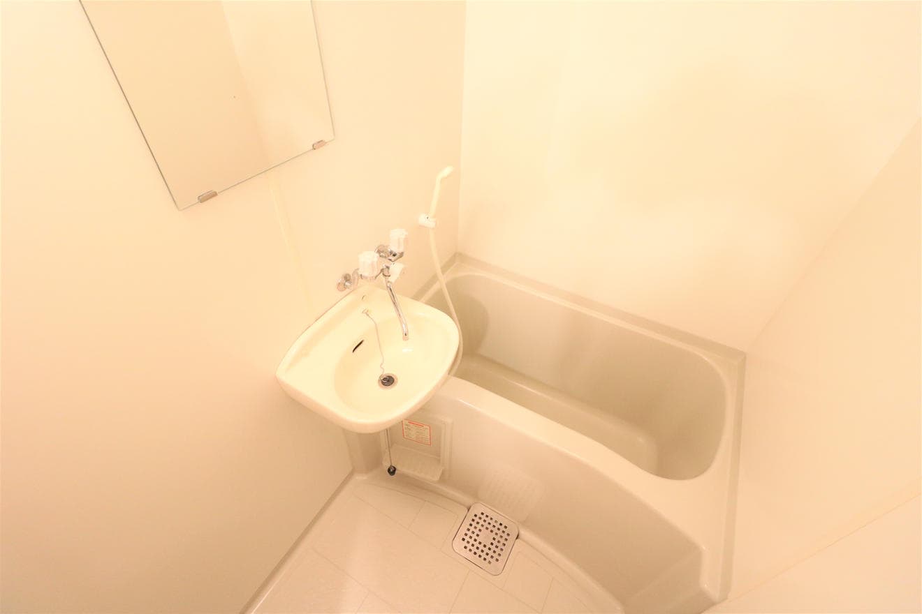 Room image 14