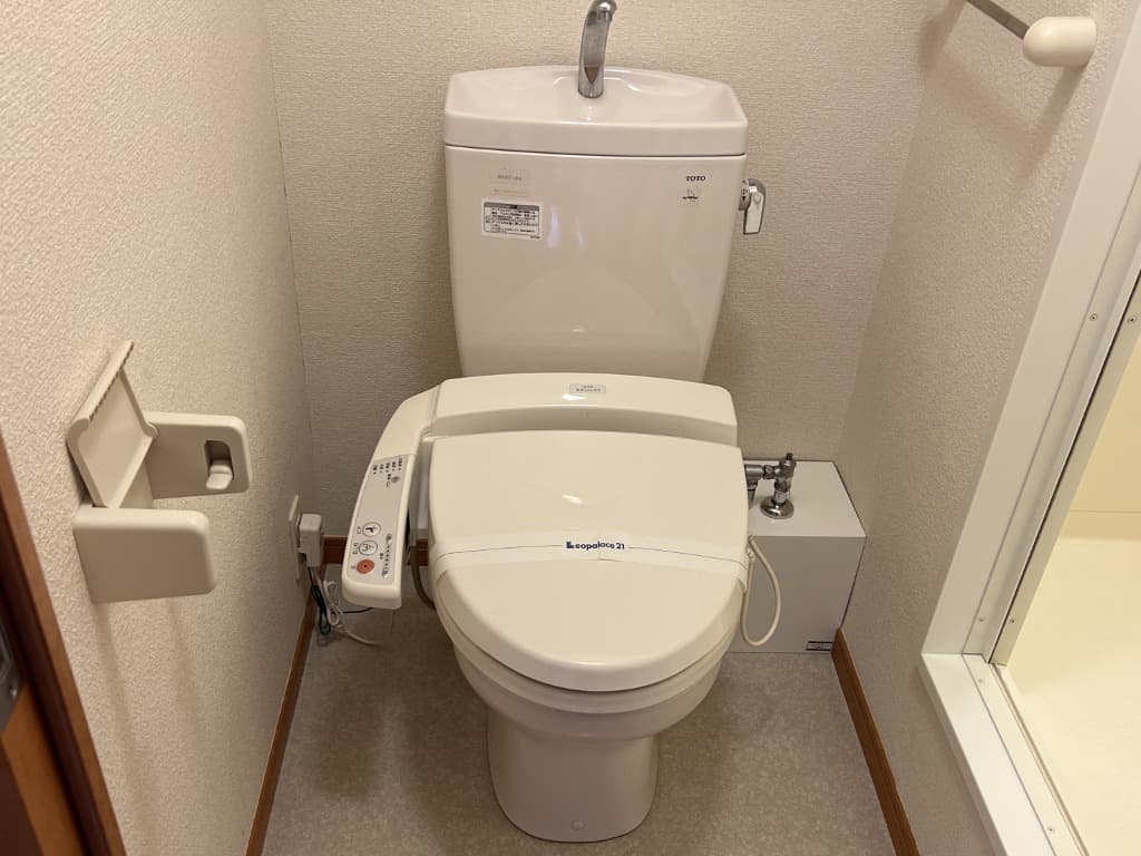 Room image 10