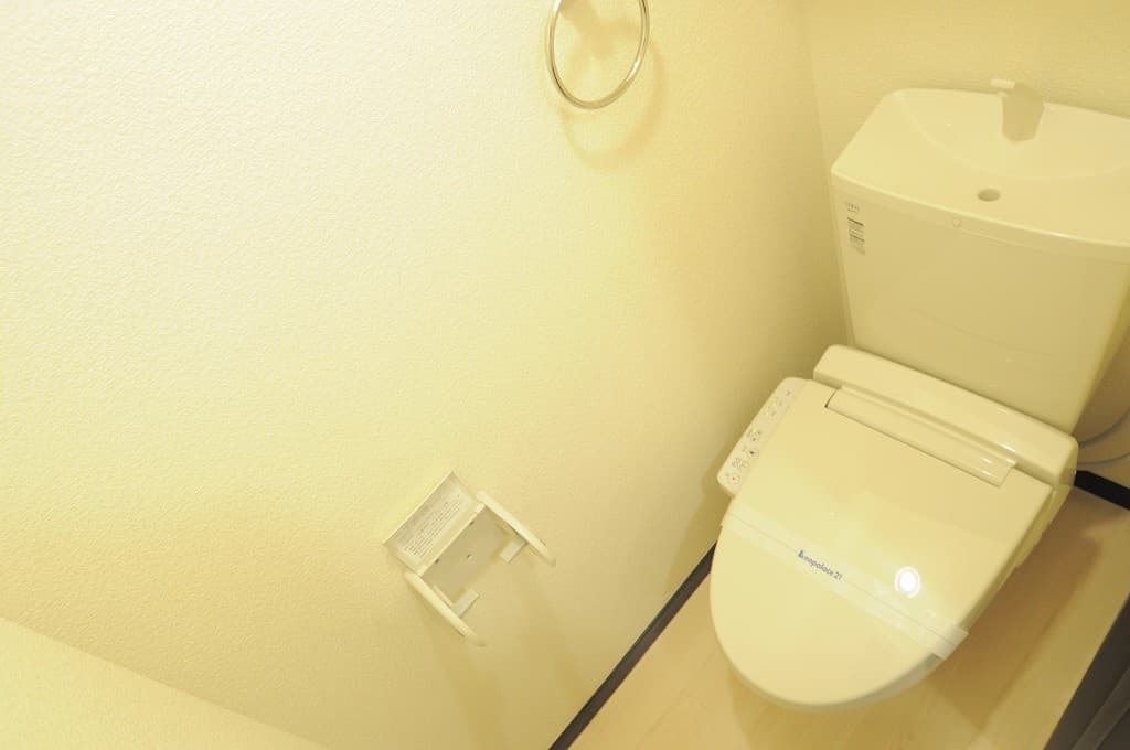 Room image 12