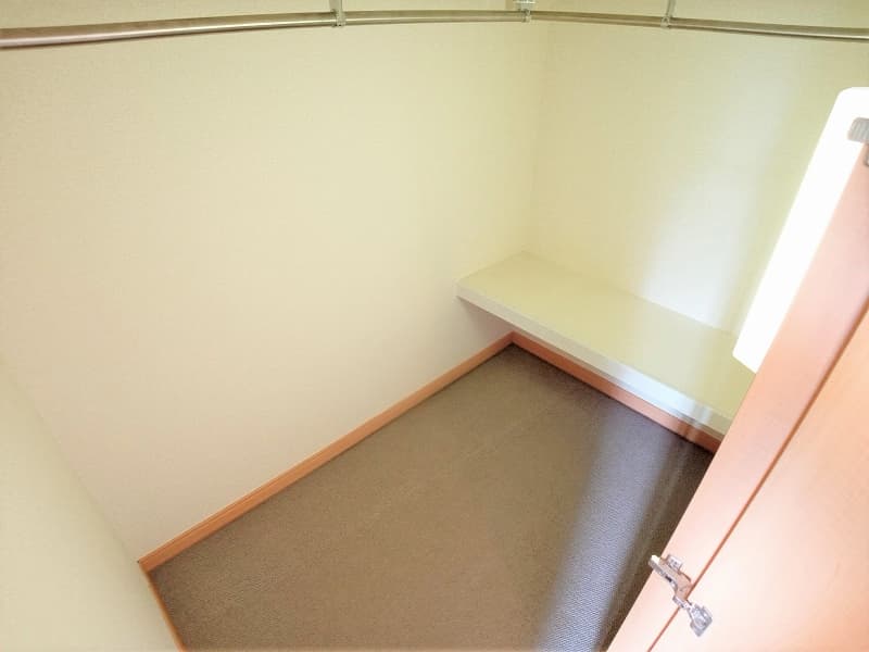Preview interior of leopalace Refined