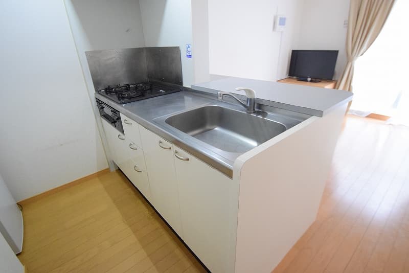 Room image 13