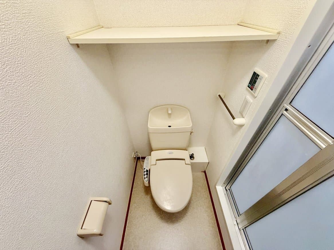 Room image 9