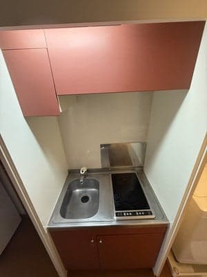 Room image 8