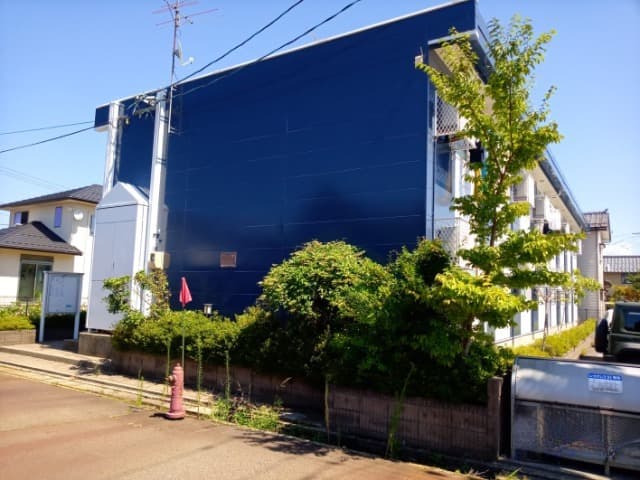 Main exterior of leopalace Hinode