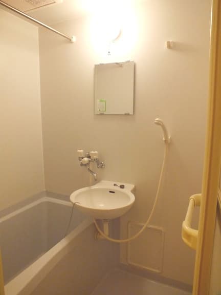 Room image 12