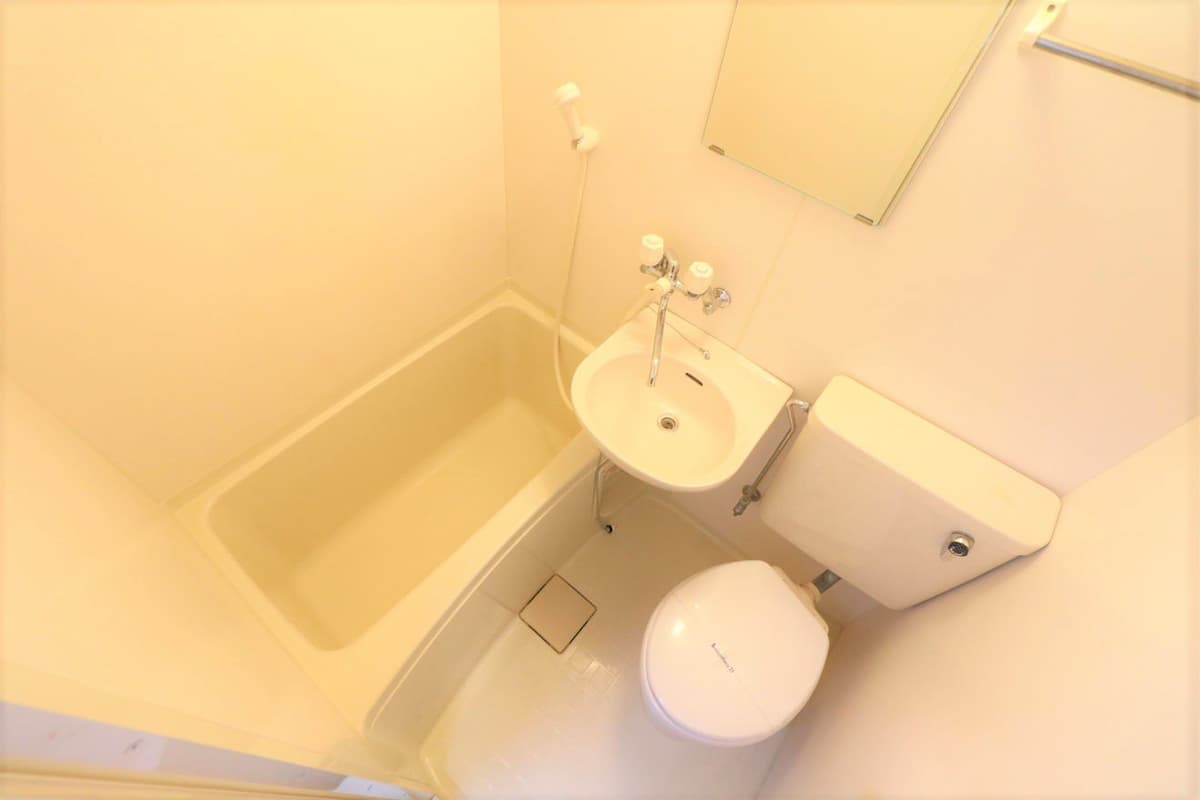 Room image 9