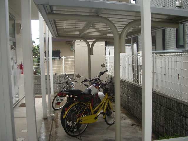 Room image 12