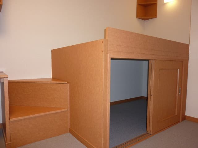 Room image 10