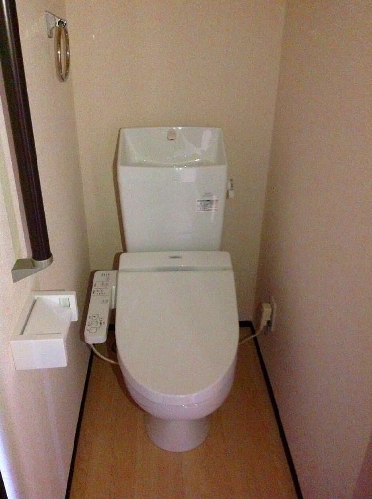 Room image 10