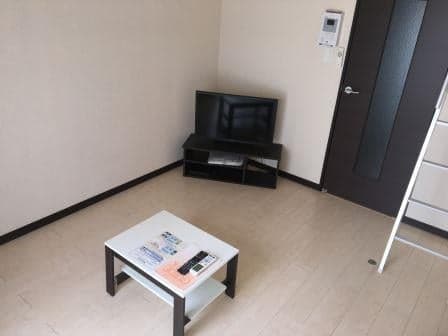 Room image 8