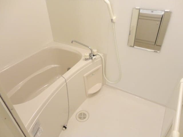 Room image 9