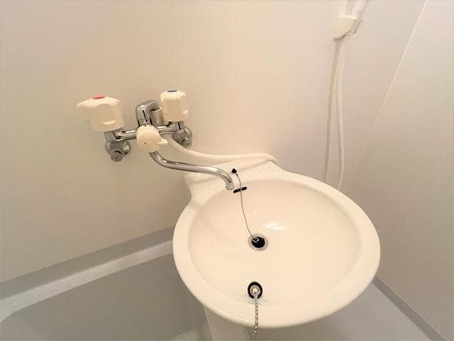 Room image 10
